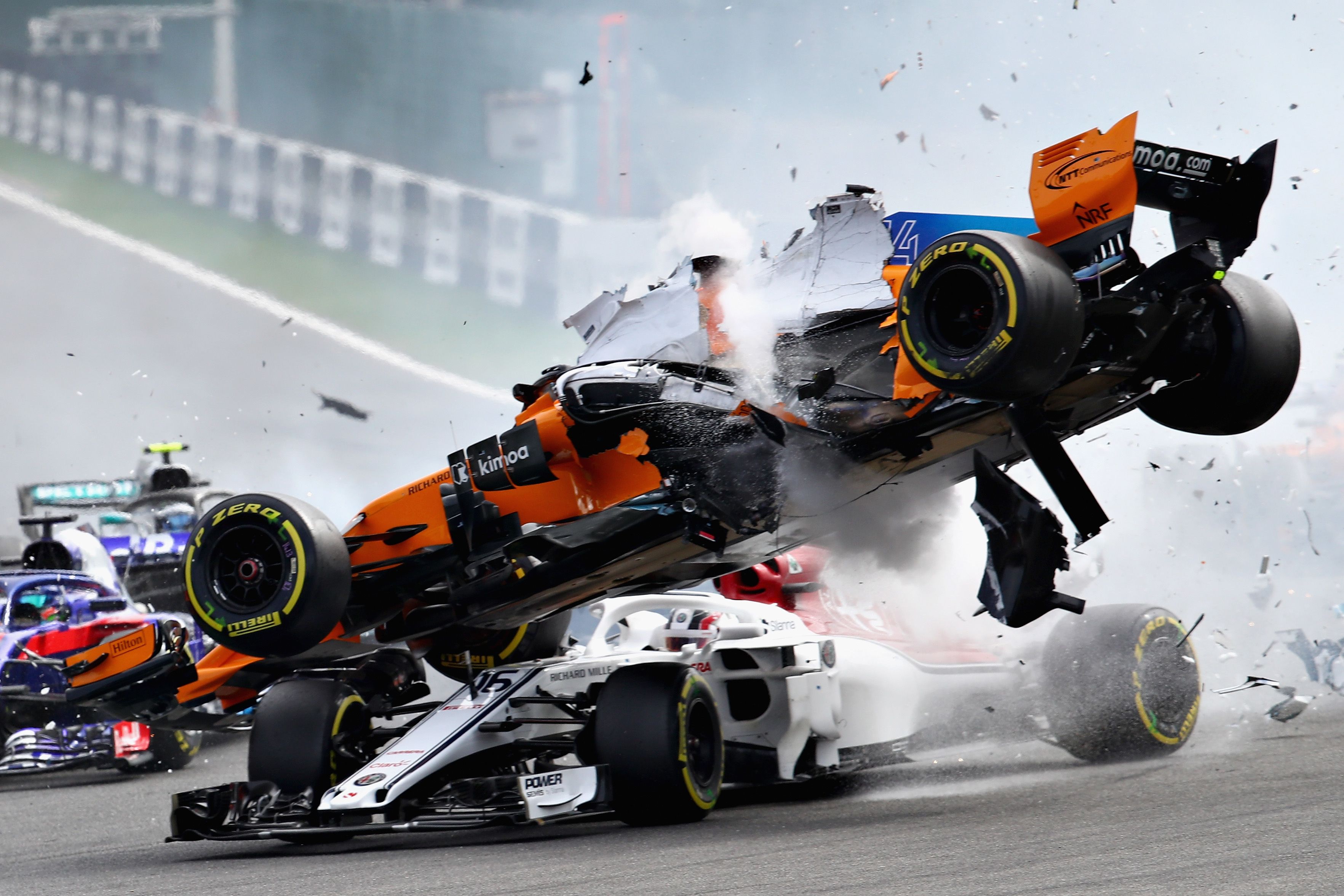 McLaren bouračka